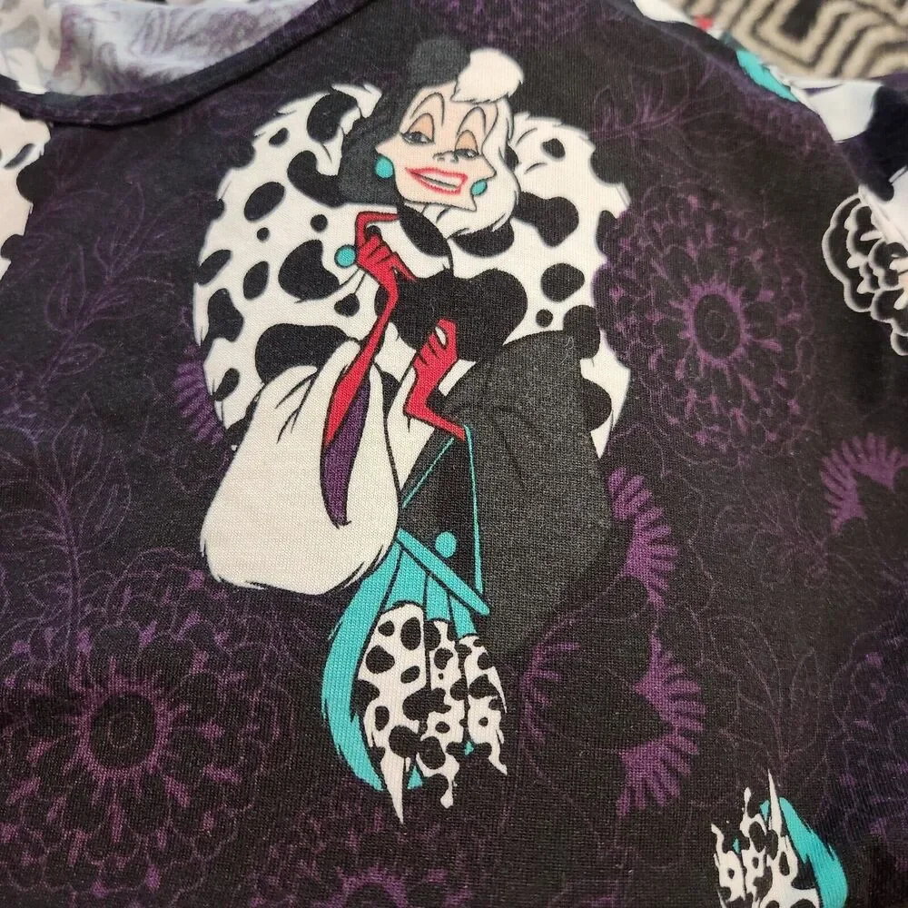 Disney Collection Cruella DeVille 101 Dalmatians Scoop Neck Perfect T Tunic XS